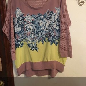 American Eagle Outfit long sleeved shirt